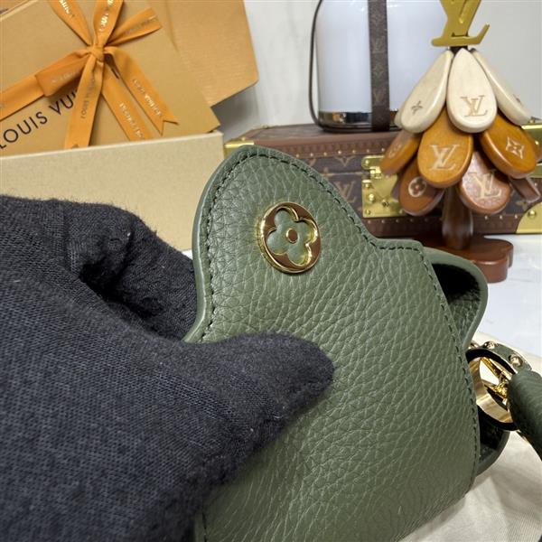 2026120164254282 250